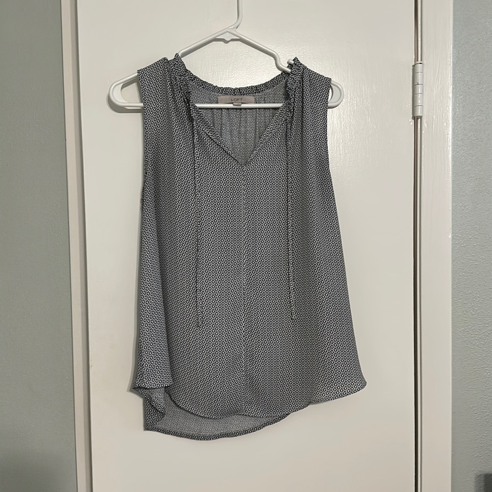 Loft sleeveless black and white patterned blouse, size medium